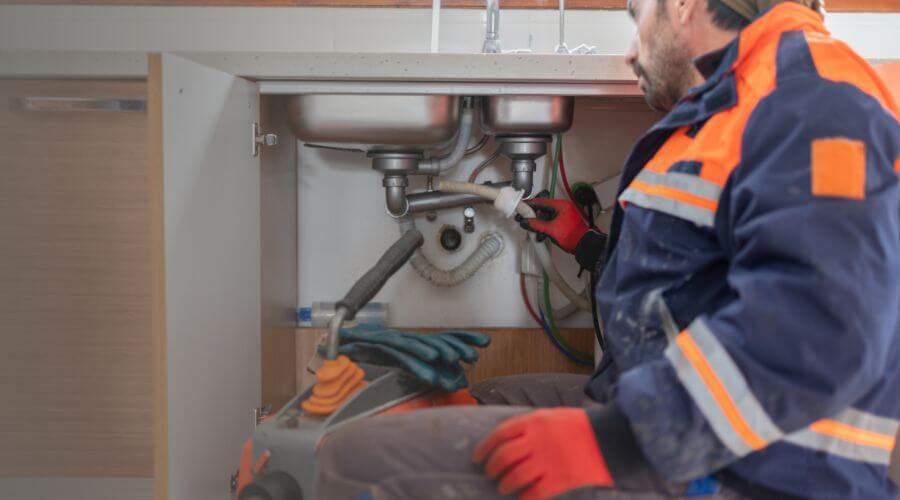 Professional slab leak plumber services in Bienville, LA